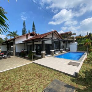 Villa D Moyan