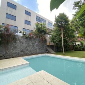 Villa Lord Res